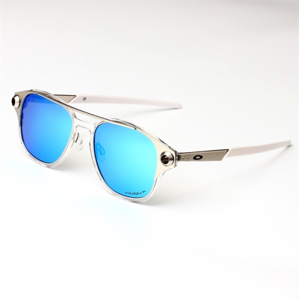 Oakley Coldfuse Sunglasses Gold Frame Prizm Blue Lense