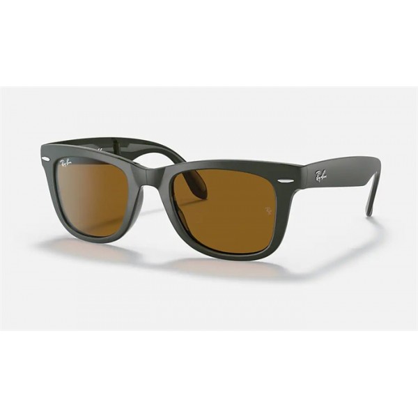 Ray Ban Wayfarer Folding Classic RB4105 Sunglasses Green Frame Brown Classic B-15 Lens